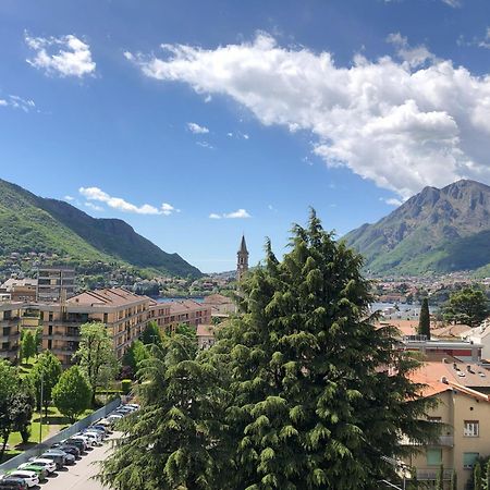 Bright Penthouse Close To Center With Terrace And Lake View Lecco Eksteriør billede