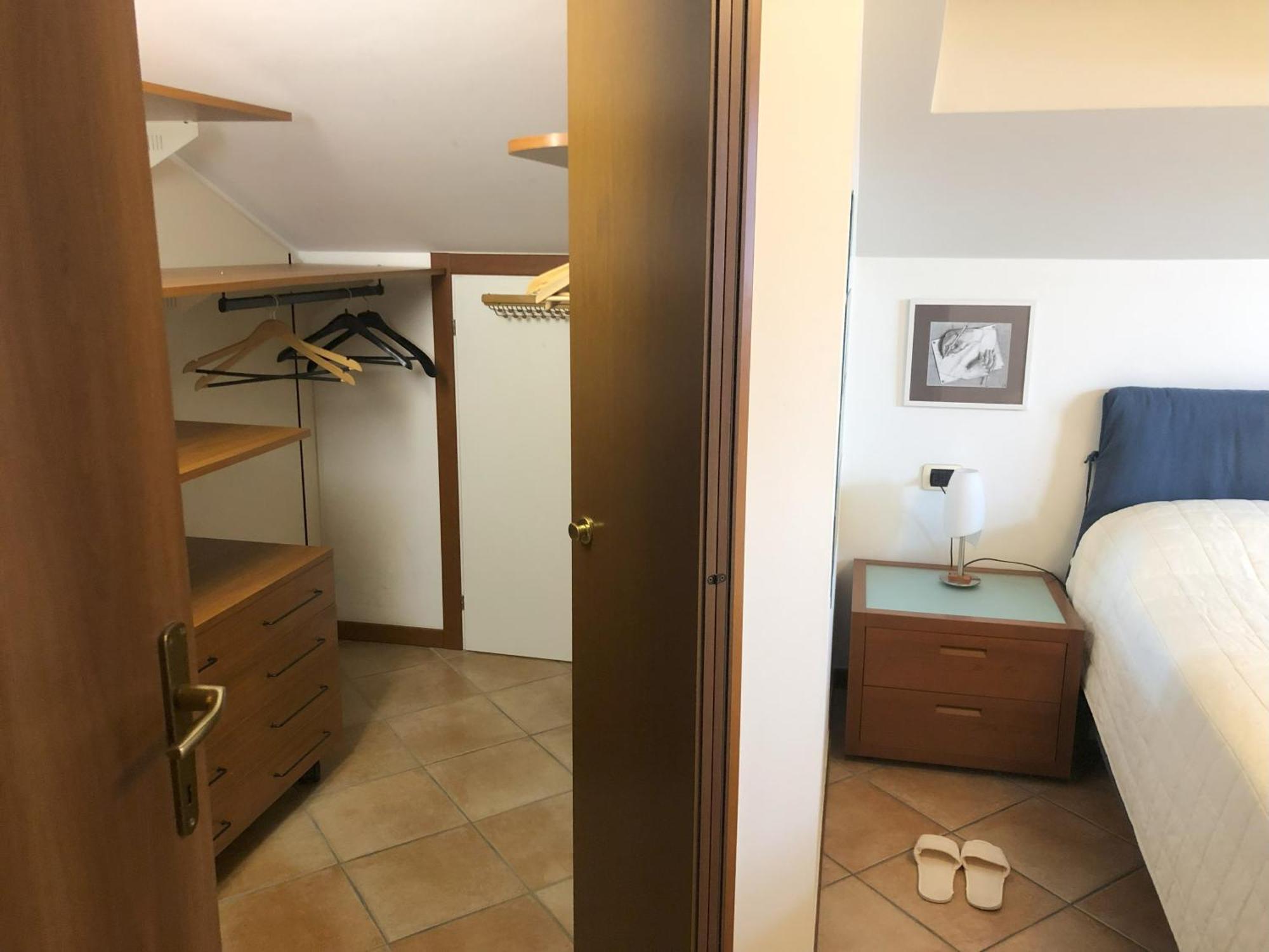 Bright Penthouse Close To Center With Terrace And Lake View Lecco Eksteriør billede